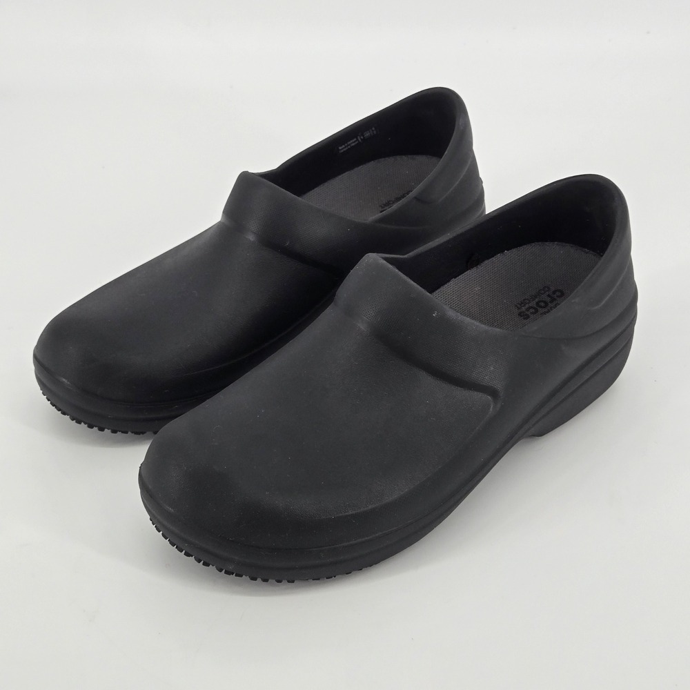Crocs Womens Neria Pro II Work Clogs Black Slip Resistant Nursing Chef Shoes W9